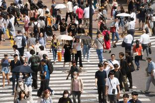 伤缺1年后首秀❗纳达尔搭档同胞出战男双，0-2止步布里斯班站首轮